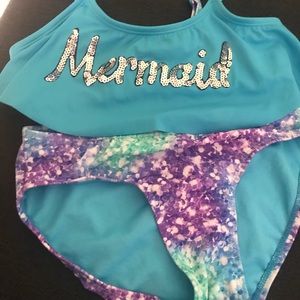 Kid Swimming suit/super cute for summer.
